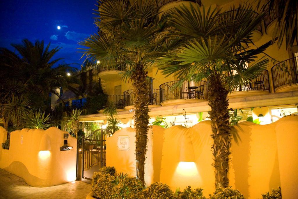 Hotel Marconi ซัน เบเนเดตโต เดล ตรอนโต ภายนอก รูปภาพ